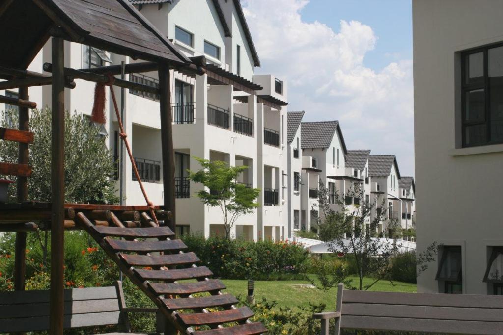 Classy And Cosy Apt - Dainfern Sandton Eksteriør bilde